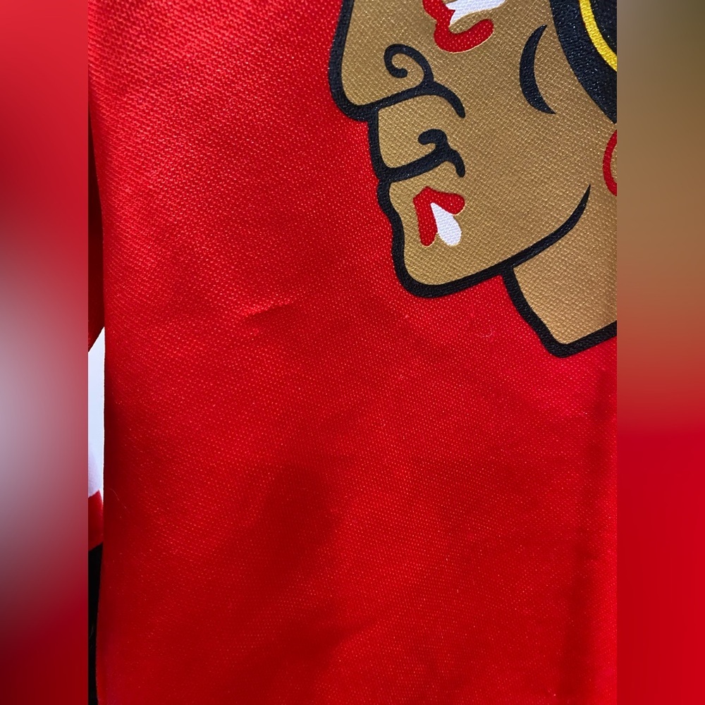 NHL | Chicago Blackhawks Hockey Jersey | Red & Black | Kids Size L - Picture 6 of 12